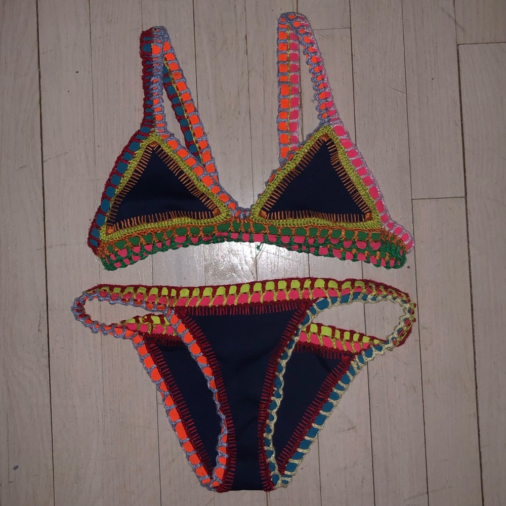 Kiini Bikini Set Size M